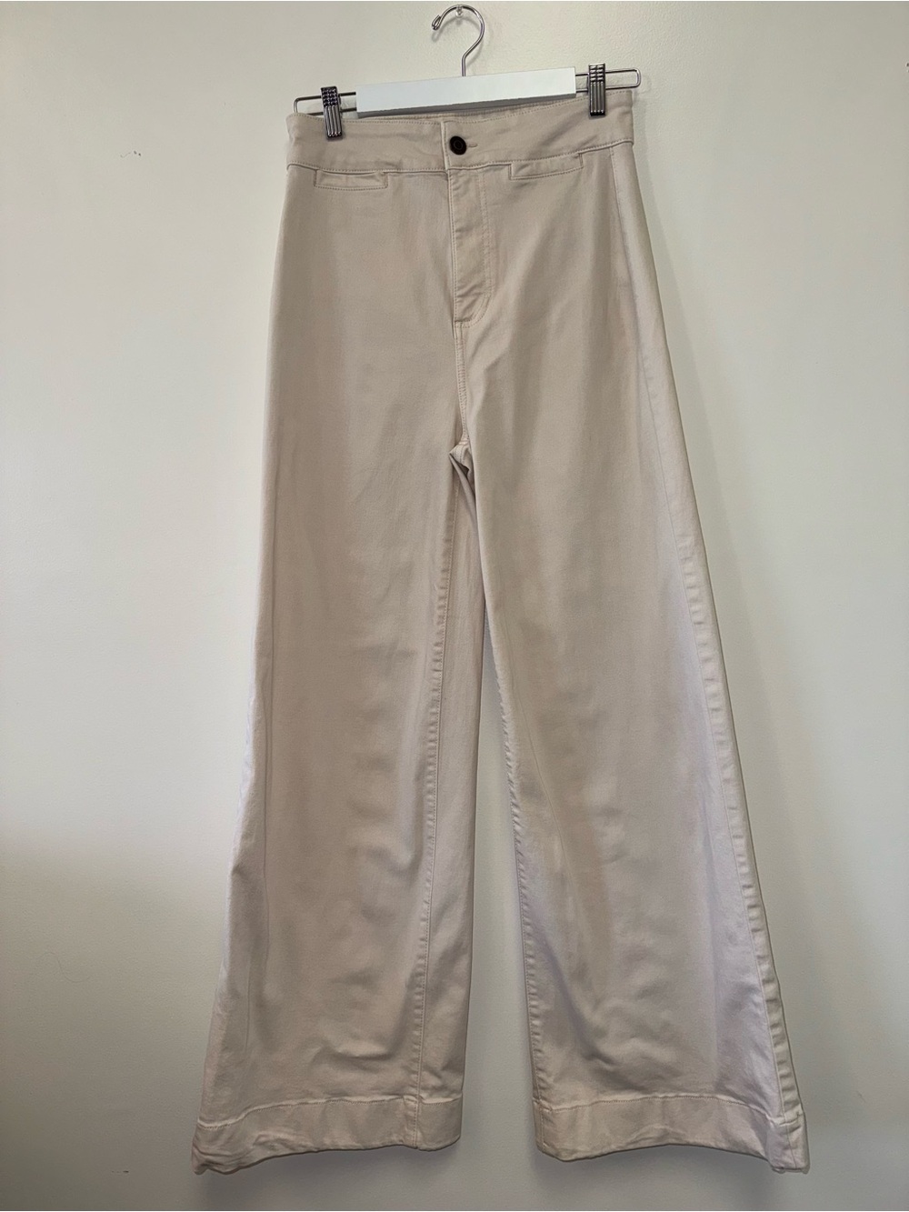 Lauren Conrad (8) Off White Denim Super High Rise Wide Leg Jeans